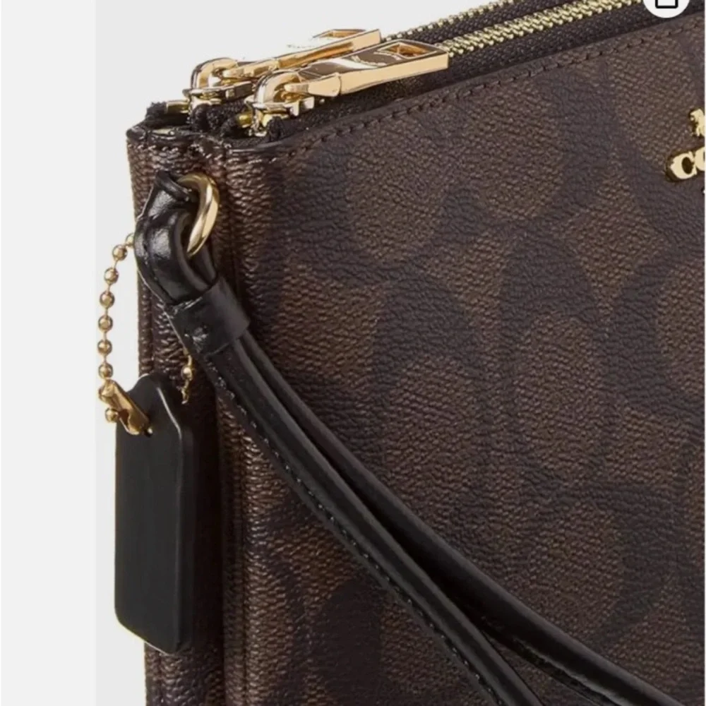 COACH F66506 Chocolate Coated Canvas Double Corner Zip Around Wristlet NWOT - Picture 4 of 6